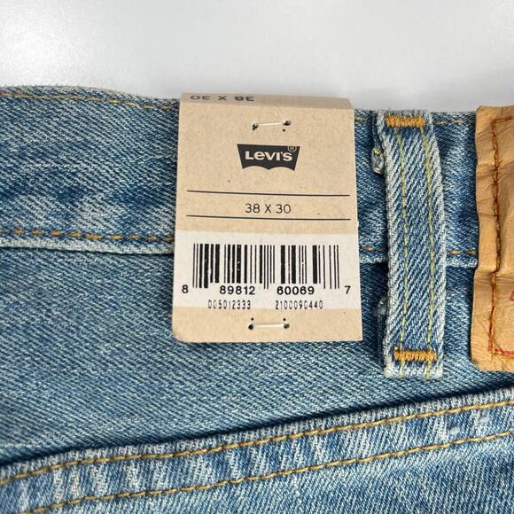 Levi's 501‎ Jeans Men’s 38x30 NWT Original Fit Button Fly Light Blue Denim - Picture 9 of 11